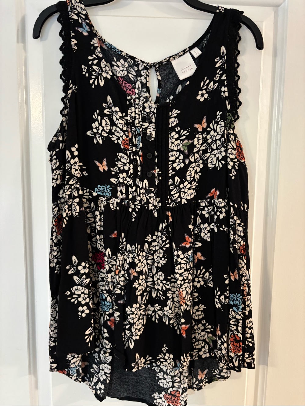 LC Lauren Conrad Black Floral Button-Front Tiered Camisole